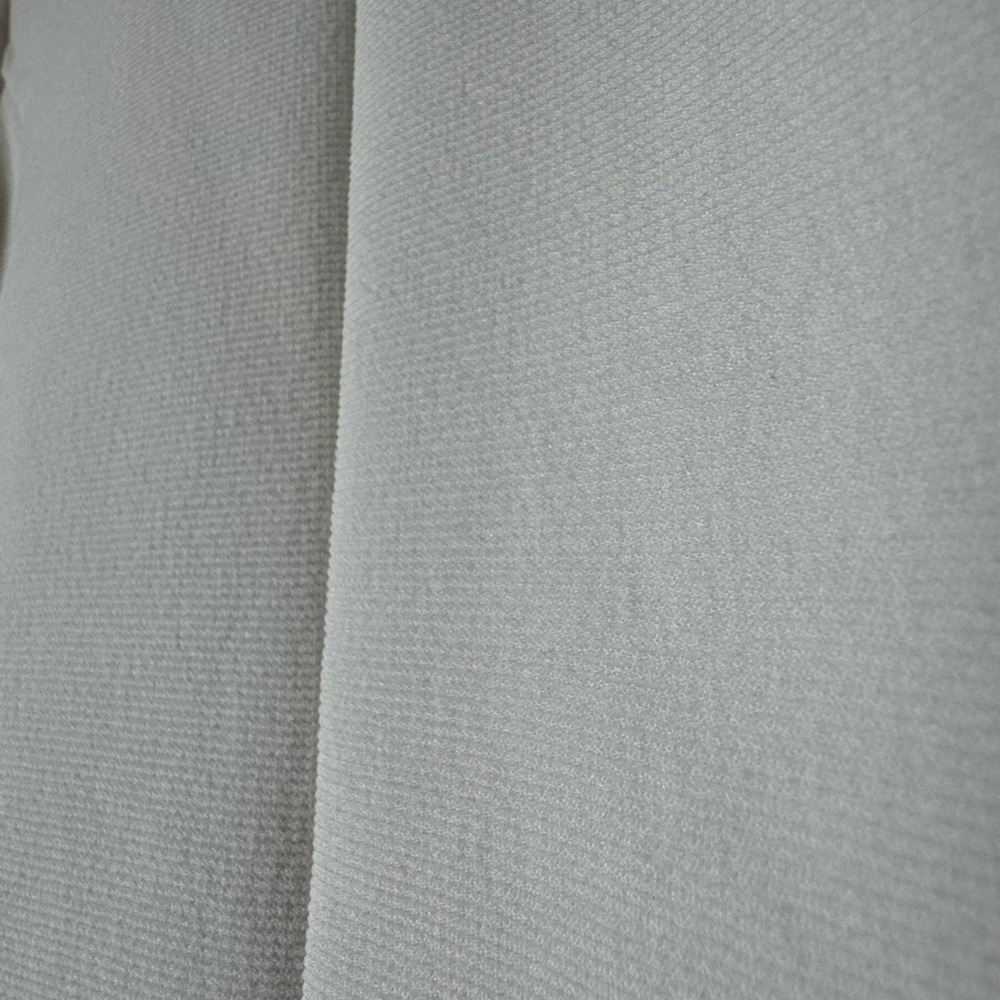 EUC NEW Simply Styled Cream Sleeveless Top Stretchy Ribbed V Neck Fitted Tank - Picture 6 of 9